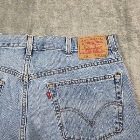 Levis 505 Jeans Mens 40X32 Blue Classic Straight Light Wash Denim Workwear READ - Picture 6 of 14